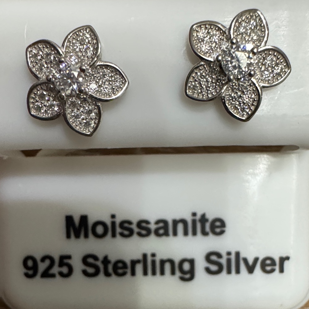 Moissanite Sterling Silver 925 Flower Earrings rhodium Plated ! - Picture 5 of 7